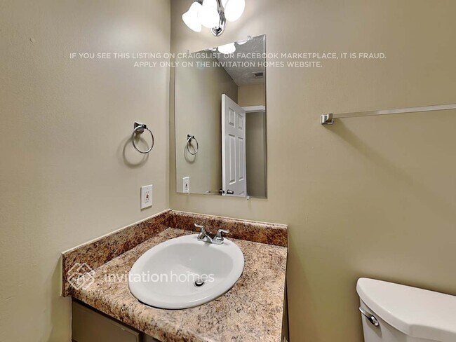 Building Photo - 5213 Summer Brooke Ct