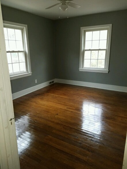 Building Photo - 3004 Peebles Dr