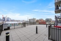 Building Photo - Gateway - 2bdrm/1bath