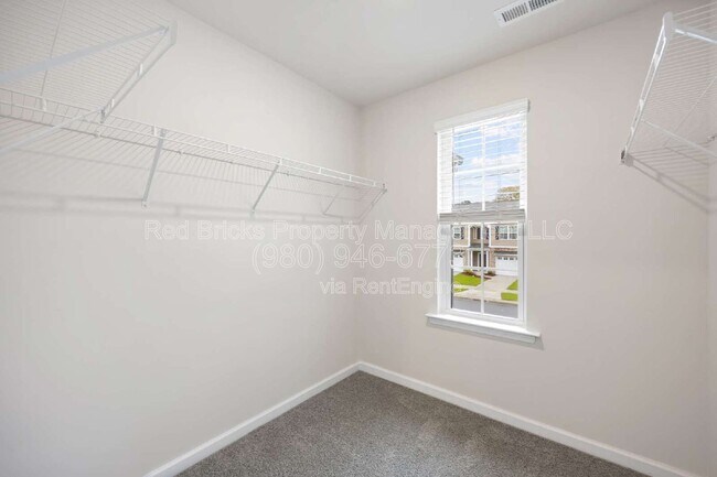 Building Photo - 9128 Lowfalls Ln