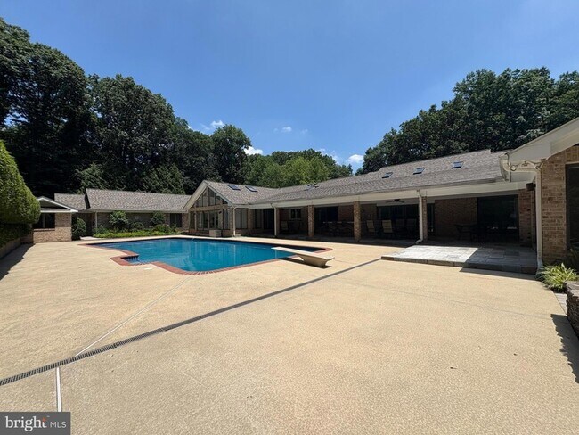 Building Photo - 4233 Buckskin Wood Dr