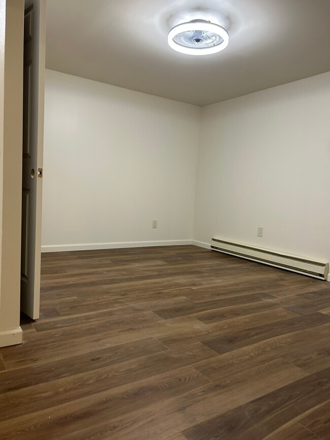 Building Photo - 708 Flintlock Dr