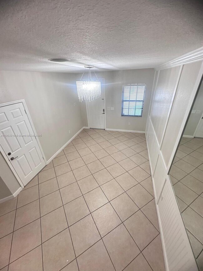 Building Photo - 15440 SW 119th Terrace