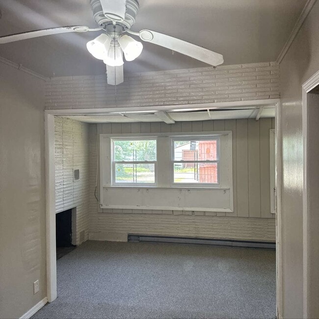 Building Photo - 5817 N Teutonia Ave