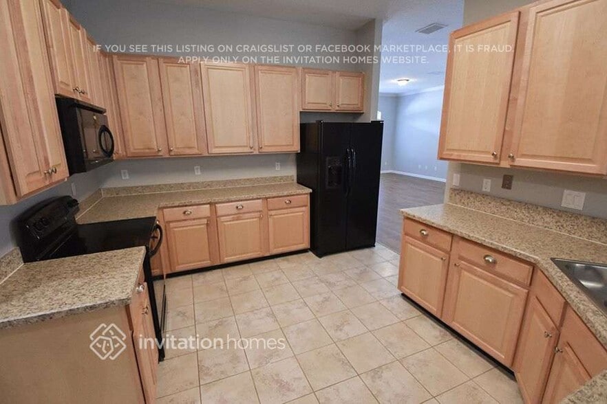 Building Photo - 1618 Majestic View Ln