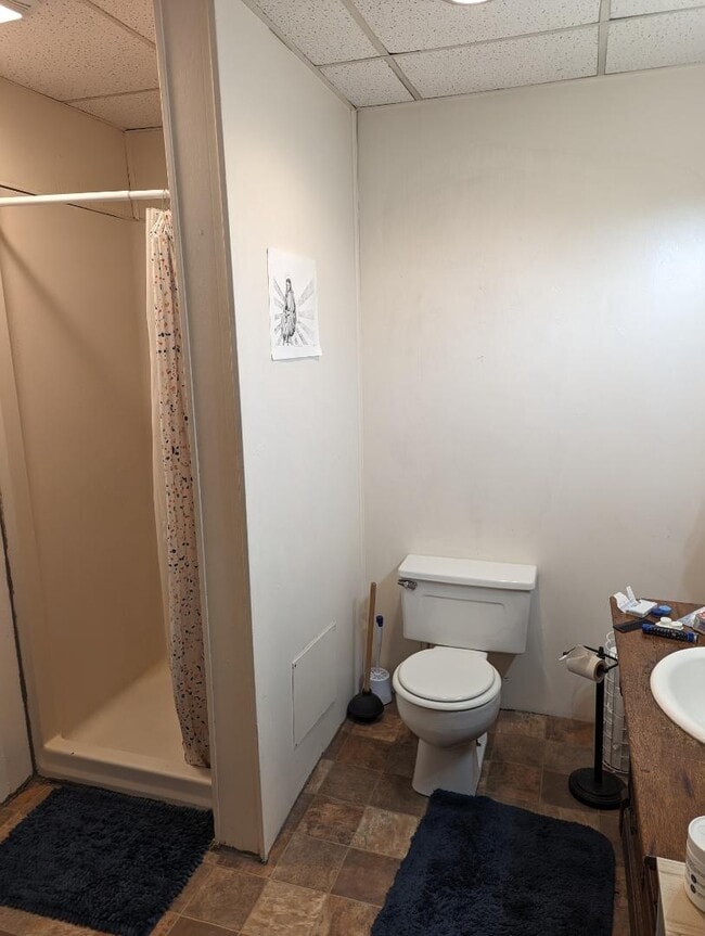 Building Photo - 544 Broadway St S