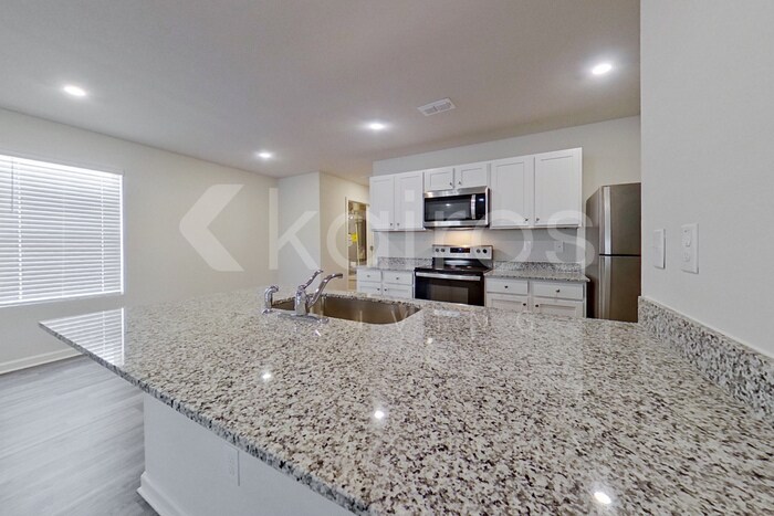 Building Photo - 329 Ironwood Ct