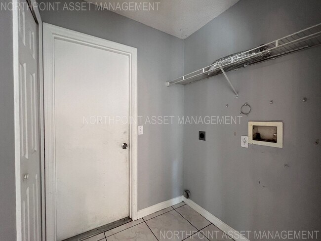 Building Photo - 3BR 2BA Home w/ 2-Car Garage • Dishwasher • Large Patio in Kissimmee