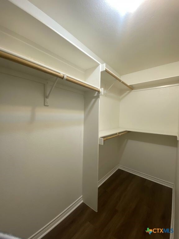Building Photo - 816 Twin Oaks Dr