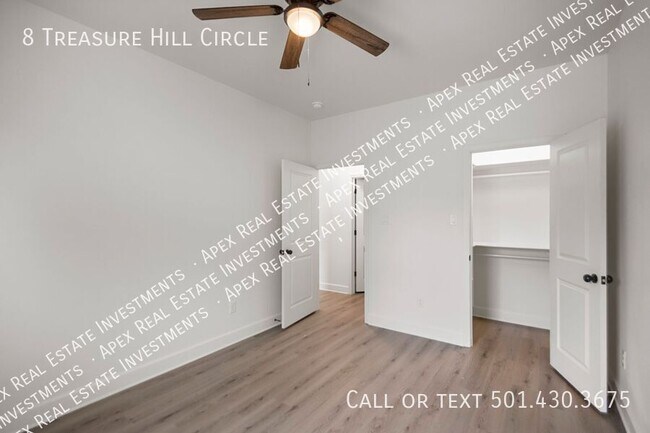 Building Photo - 8 Treasure Hill Cir