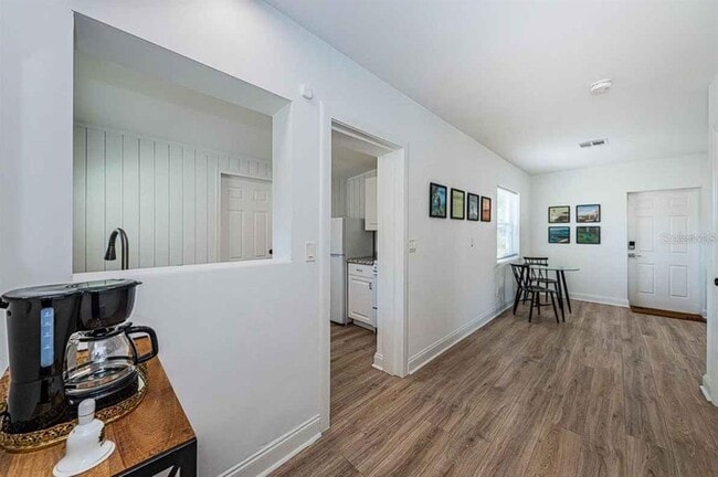 Building Photo - 1233 Sedeeva Cir S