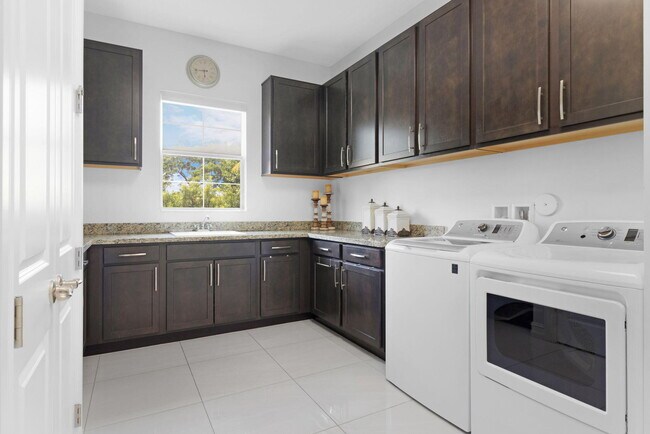 Building Photo - 5202 S Sterling Ranch Cir