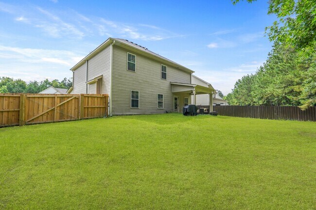 Building Photo - Spacious 4 Bedroom Home With Plenty of Space to Enjoy and Resort-style Amenities in Belmont Glen