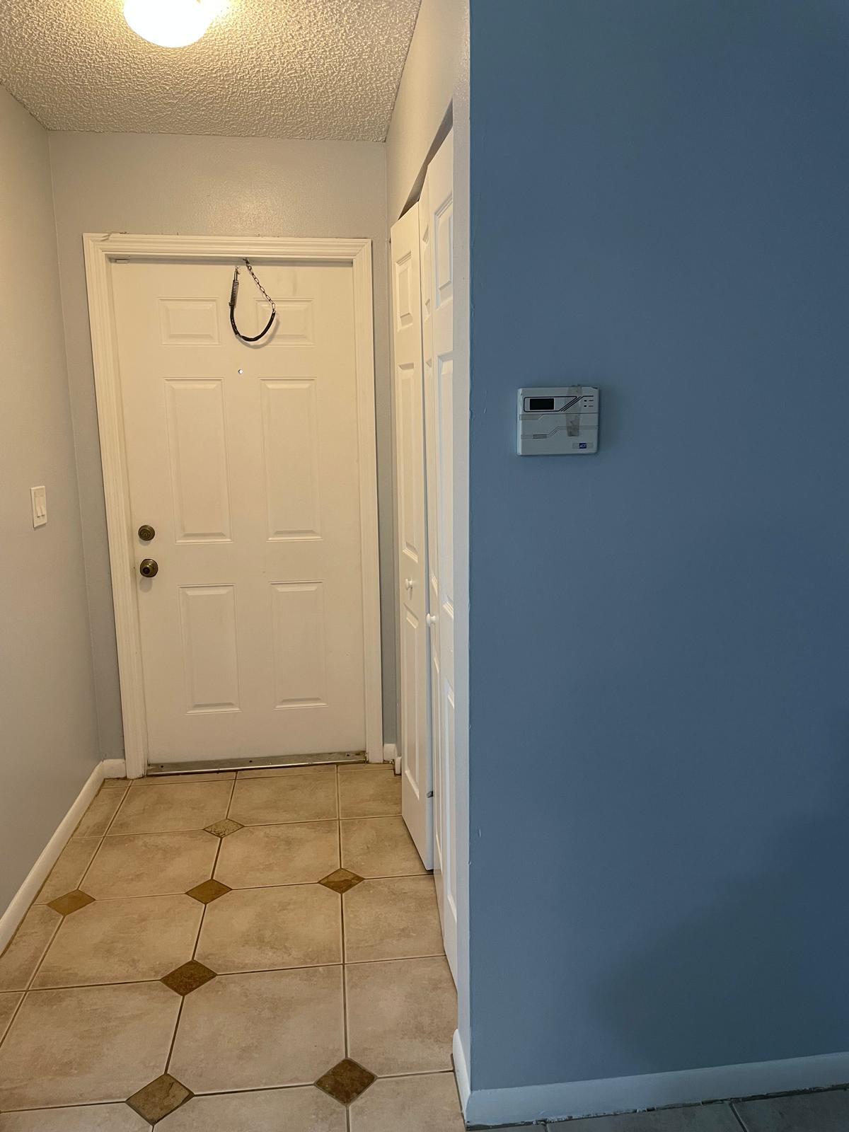 Building Photo - 9766 Kamena Cir