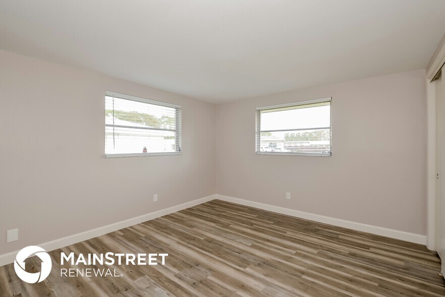 Building Photo - 5310 Olive Ave