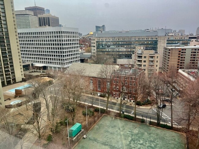 Building Photo - 9 Hawthorne Pl