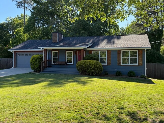 Building Photo - 3270 Glasco Dr
