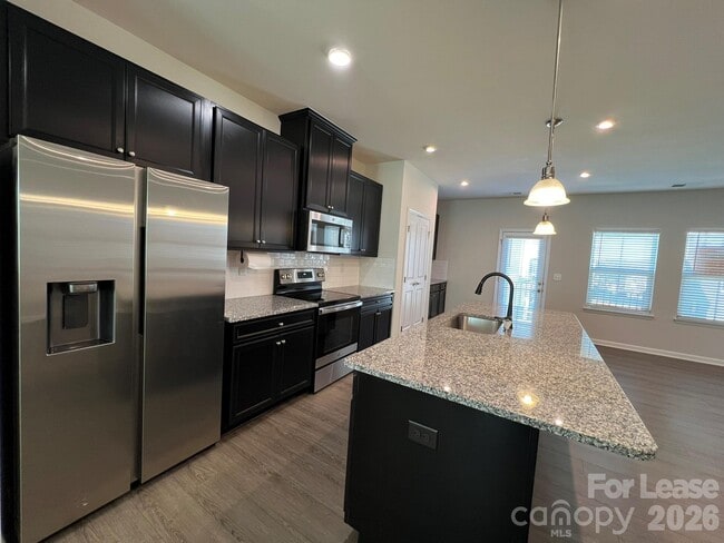 Building Photo - 1965 Stallings Rd