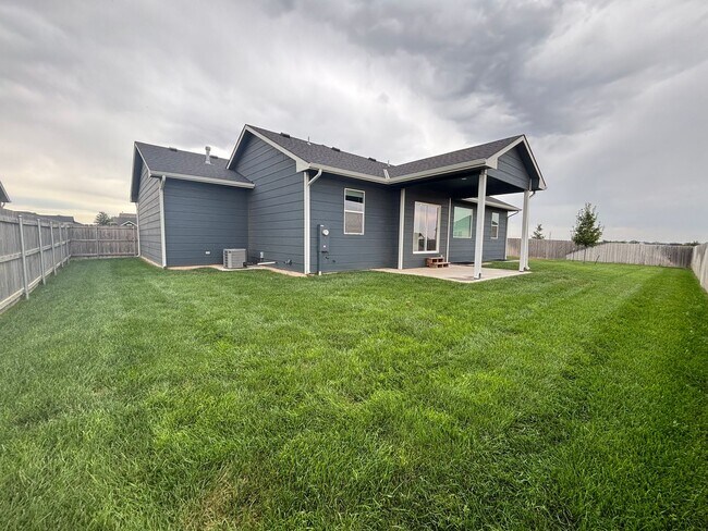 Building Photo - 4606 S Doris Ct
