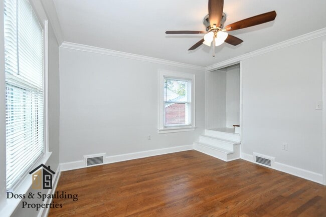 Building Photo - 409 Richardson Ave