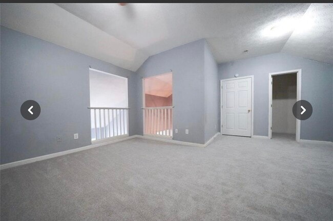 Building Photo - 5958 Sherwood Trace