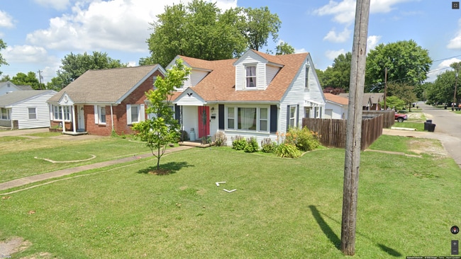 Building Photo - 1623 Thornton Pl