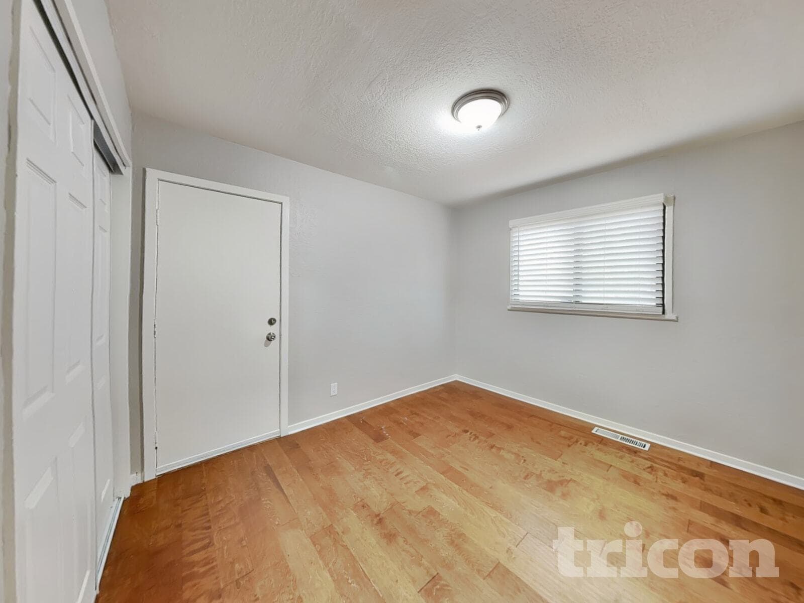 Building Photo - 900 Arizona St SE