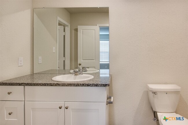 Building Photo - 1915 Chiffchaff