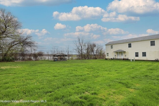 Building Photo - 87 Delaware St