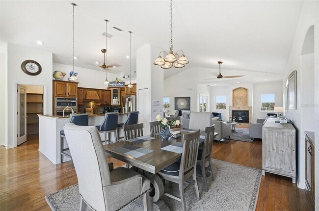 Building Photo - 3298 N Ocean Shore Blvd