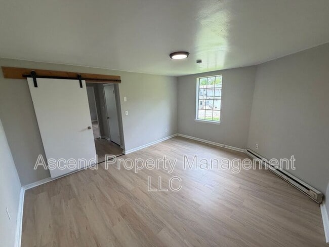 Building Photo - 3503 Dodson Ave