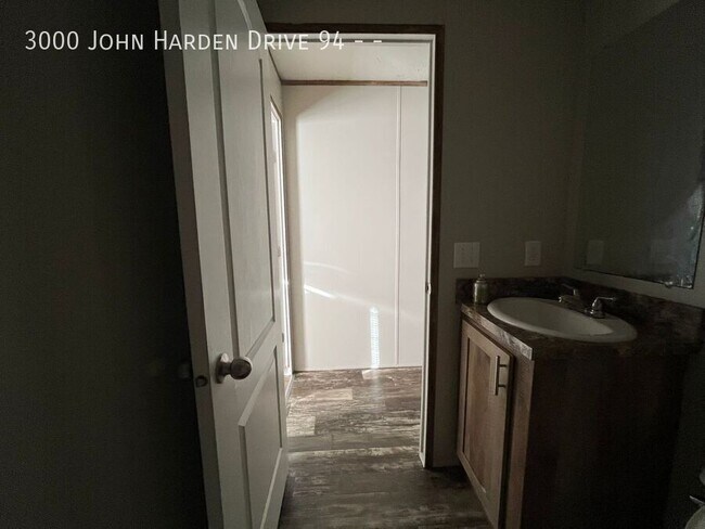 Building Photo - 3000 John Harden Dr