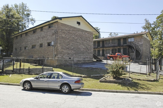 Primary Photo - Faith Hill Apartments