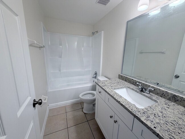 Building Photo - Ready 05/10/2026!!! FIRST MONTH FREE!!!
