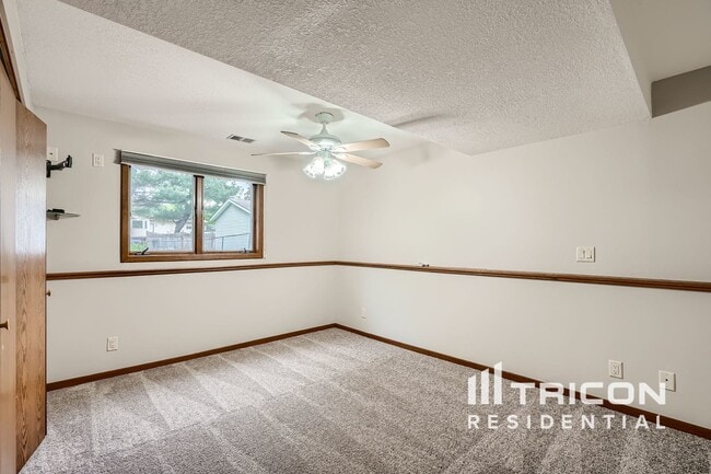 Building Photo - 1180 4th St W