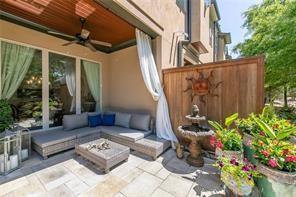 Building Photo - 121 Via Roma