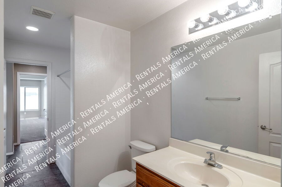 Building Photo - 3859 E Longhorn Dr