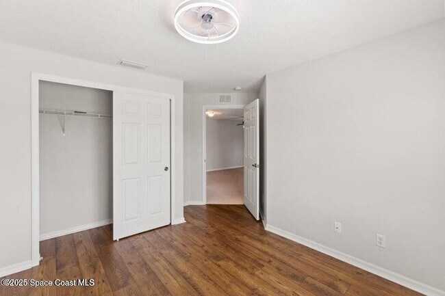 Building Photo - 5720 Claiborne St