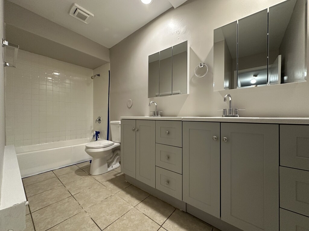 Building Photo - 430-40 Stevens Dr