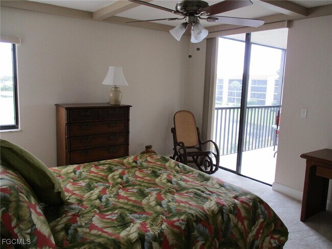 Building Photo - 4160 Steamboat Bend E