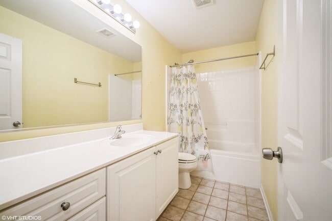 Building Photo - 414 Shadow Creek Dr