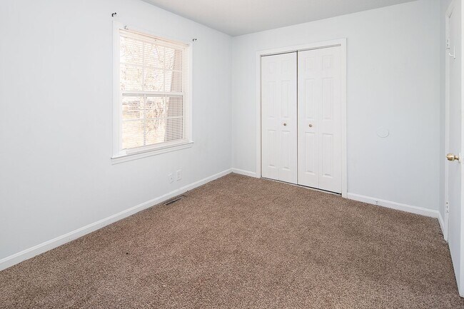 Interior Photo - Windsong Apartments