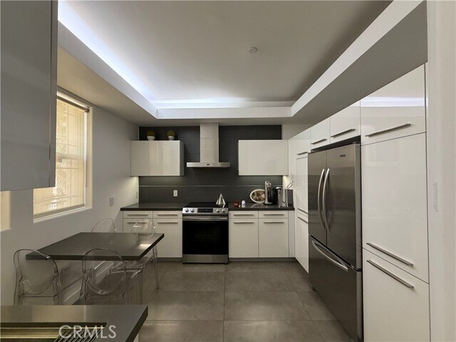 Building Photo - 574 E Palm Ave