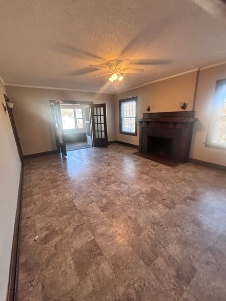 Building Photo - 435 W McKibben St