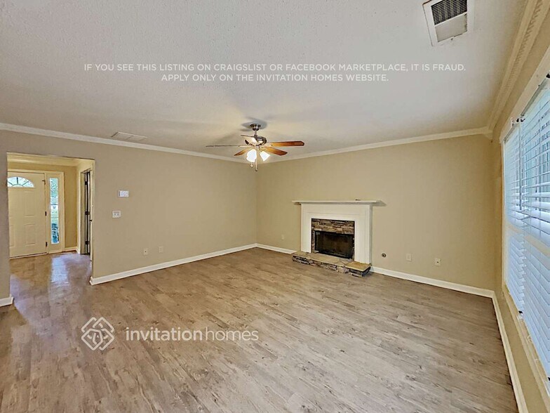 Building Photo - 4017 St George Walk SW