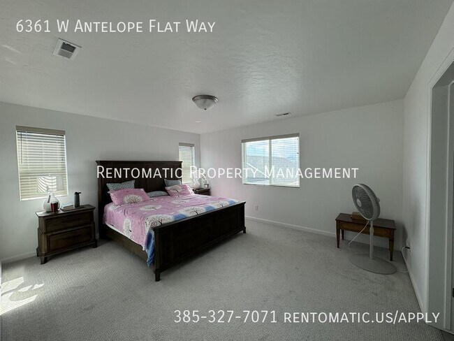 Building Photo - 6361 W Antelope Flt Wy