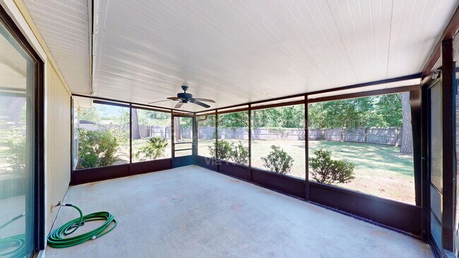 Building Photo - 3661 Hampton Glen Pl