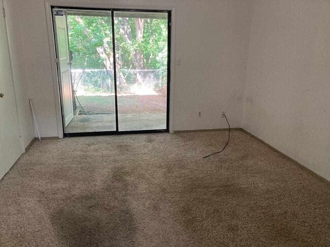 Building Photo - 2905 NE Tortoise Dr