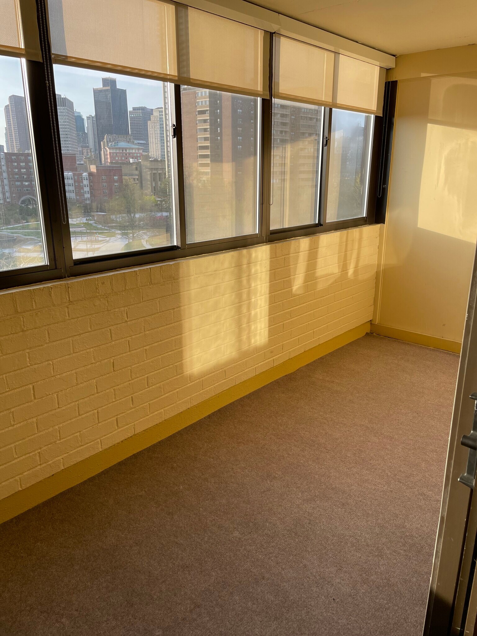 Building Photo - 6 Whittier Pl