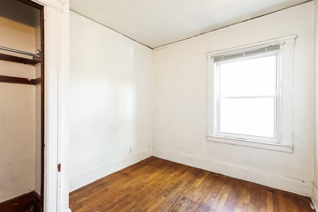 Building Photo - 1708 Shipherd St